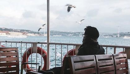 半岛体育官网-FIFA最新一期排名：国足仍亚洲第9 意大利重返前10